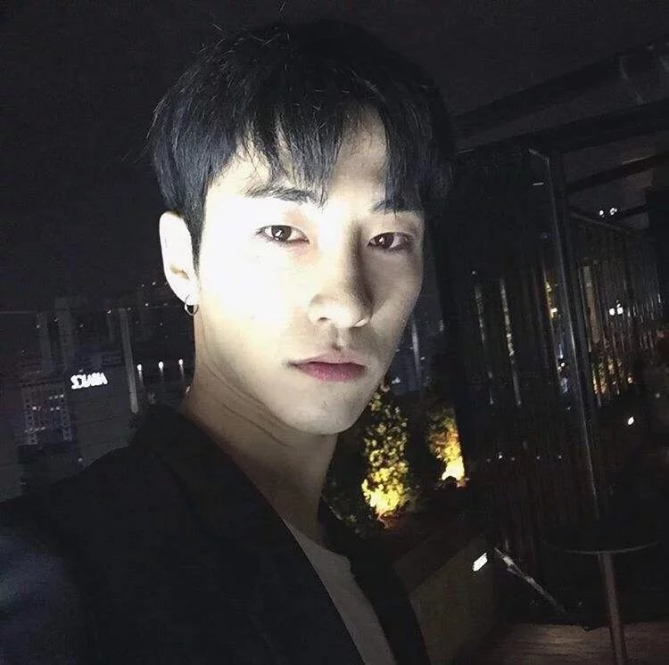 杨清蕊刚