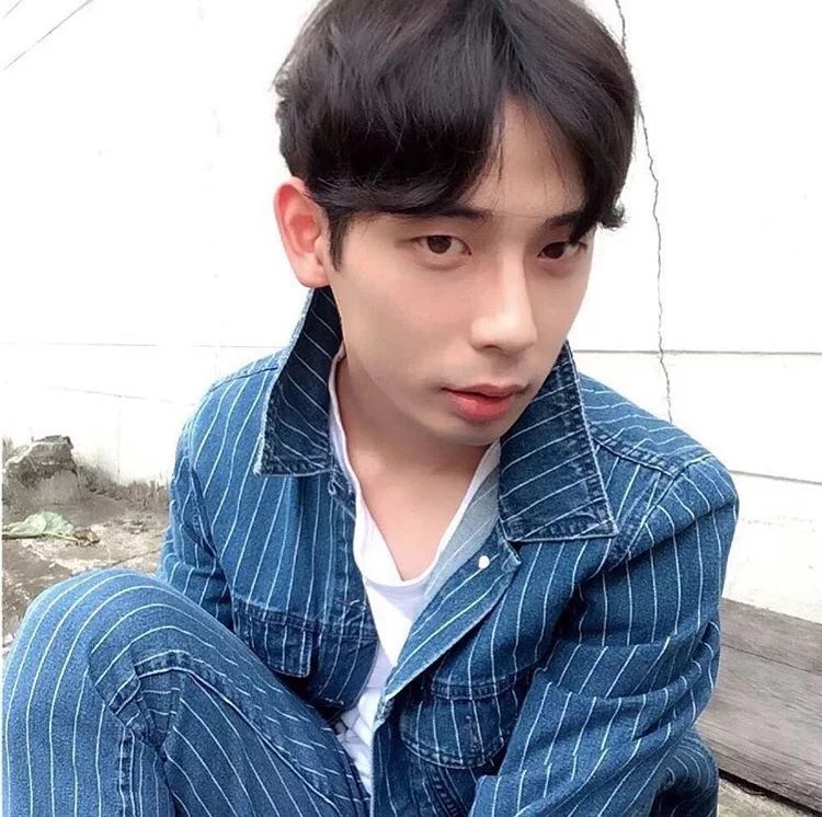 颜辉以翰