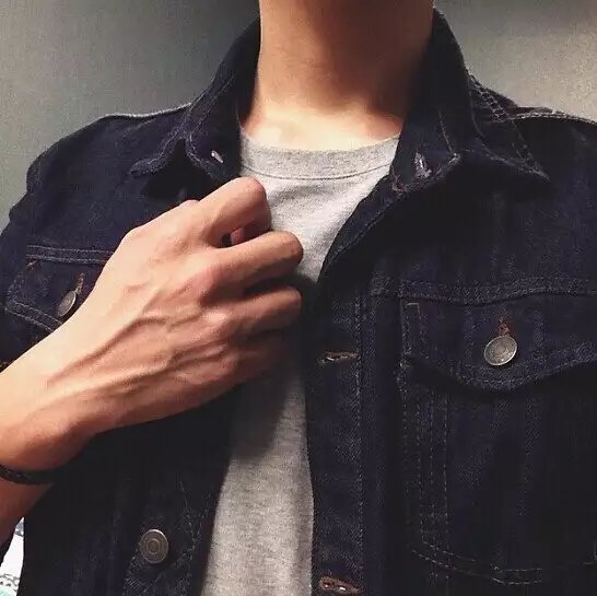 水亚胜媚