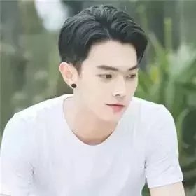 郑福利哲